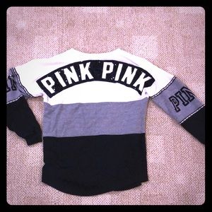 SOLD‼️ Super Cute Sequined VS PINK Crewneck